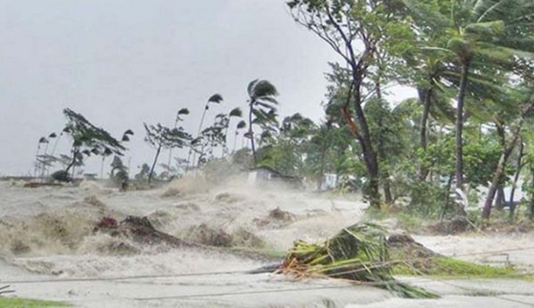 ঘূর্ণিঝড় ফণীর প্রভাবে সাতক্ষীরায় ১ জনের মৃত্যু