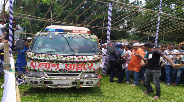 ‘শরীরে রক্ত থাকা পর্যন্ত স্যারের মরদেহ রংপুর থেকে নিতে দেওয়া হবে না’ বললেন রংপুর সিটি মেয়র