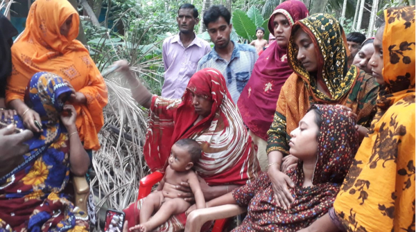 চট্টগ্রামের সীতাকুণ্ড ট্র্যাজেডি: শিশু সিয়াম জানে না তার বাবা আর নেই