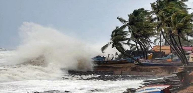 গভীর নিম্নচাপ, ঘূর্ণিঝড়ে পরিণত হতে পারে আজই