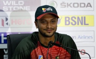 টেস্ট না খেলার ব্যাপারে যা বললেন সাকিব