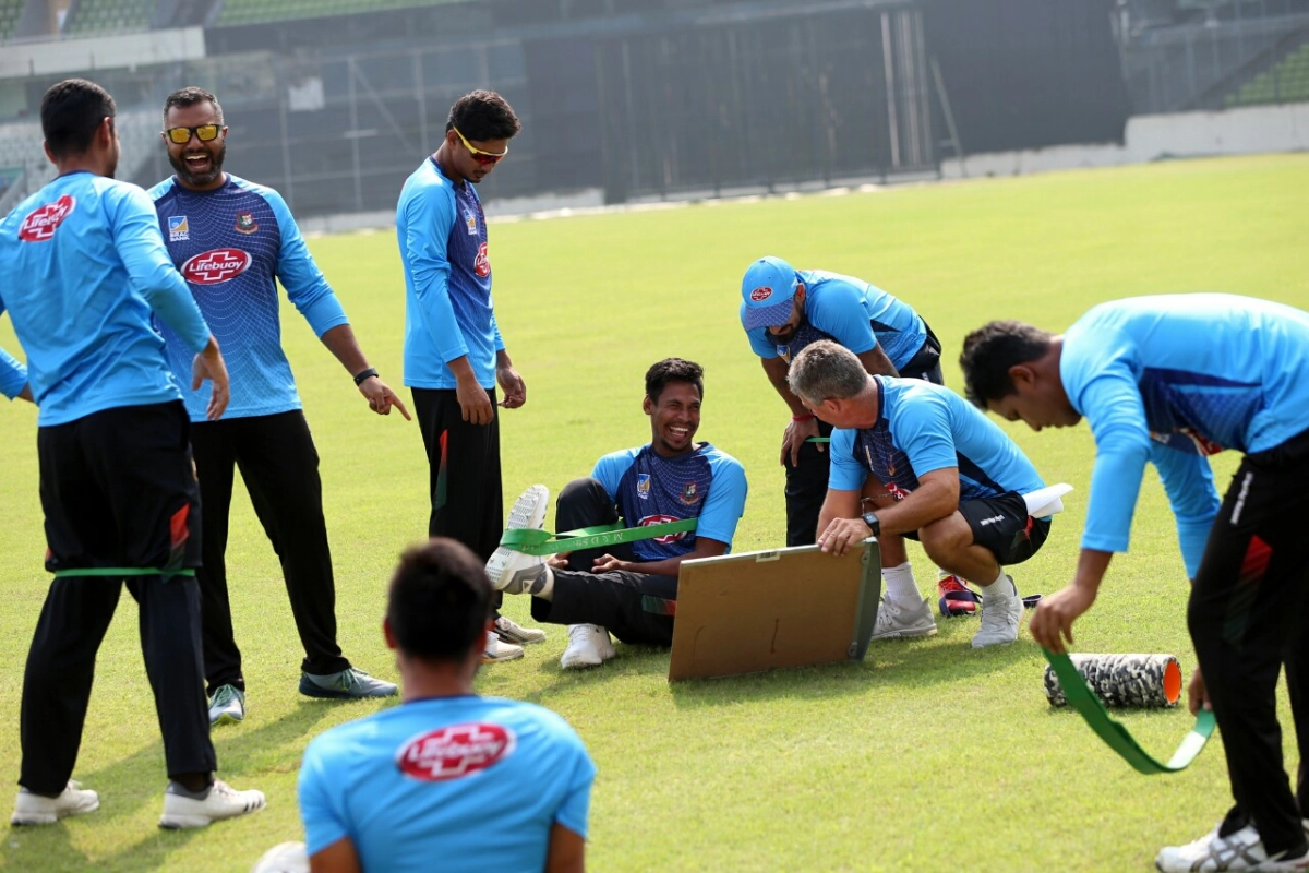 রোডস শিখিয়ে দিলেন টাইগারদের তীরে এসে তরী না ডুবানোর মুল মন্ত্র