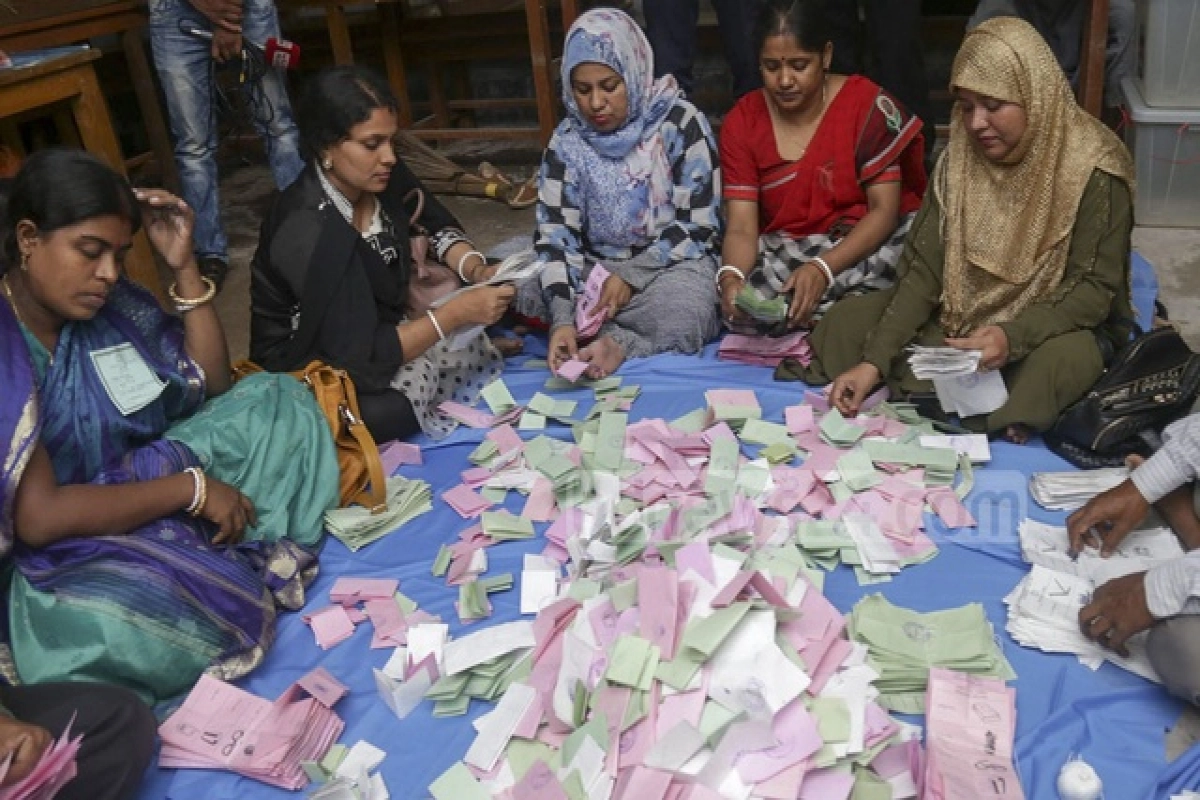 গণনা শেষ এক নজরে দেখেনিন ২৪টি পৌরসভার ফলাফল