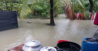 ভয়াবহ বন্যা, নোয়াখালীতে লাখ লাখ মানুষ পানিবন্দি