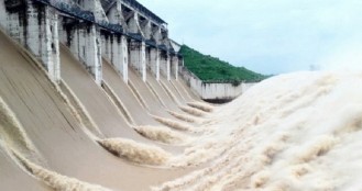 ব্রেকিং নিউজ: ফারাক্কার ১০৯ গেট খুলে দিলো ভারত