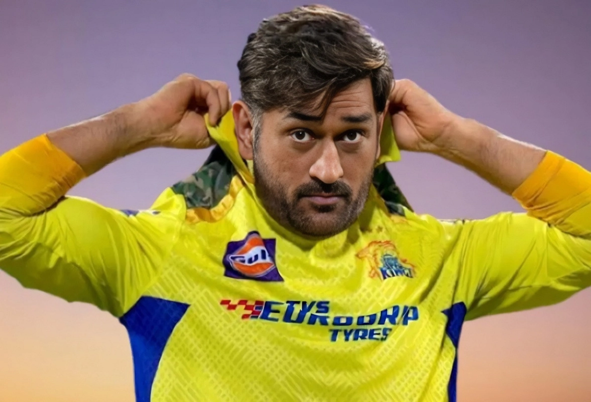 অধিনায়কের সিদ্ধান্তে নাক গলাতেন ধোনি